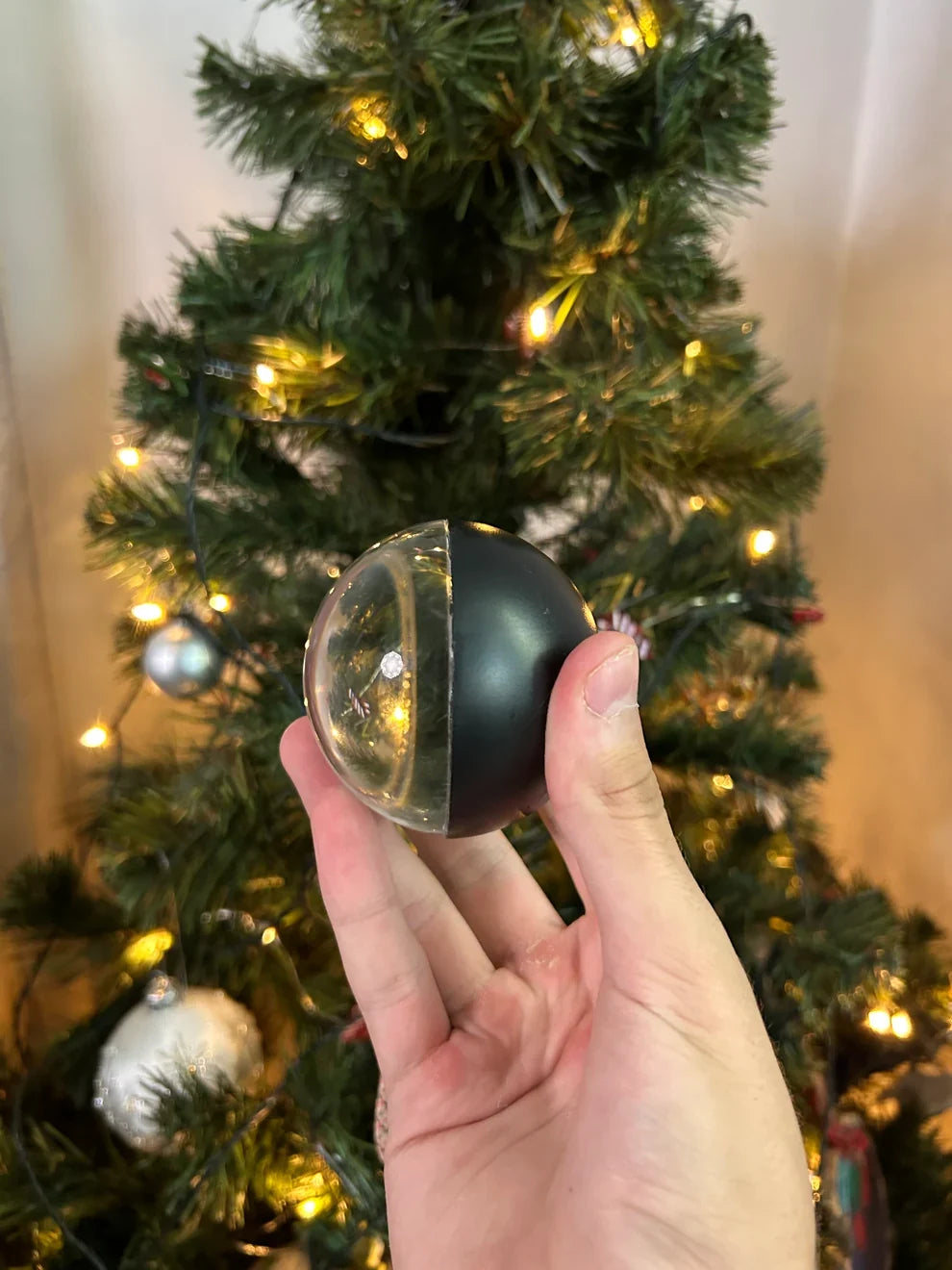 ReplayOrb™- Digital Memory Ornament